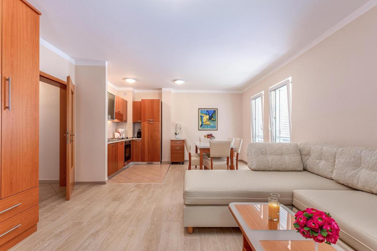 Apartments Villa Malin Малинска Экстерьер фото