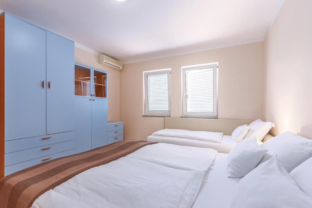 Apartments Villa Malin Малинска Экстерьер фото