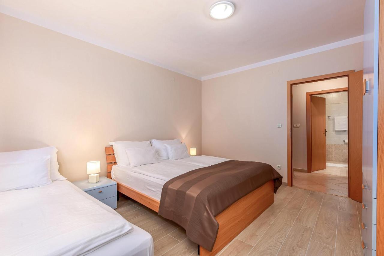 Apartments Villa Malin Малинска Экстерьер фото