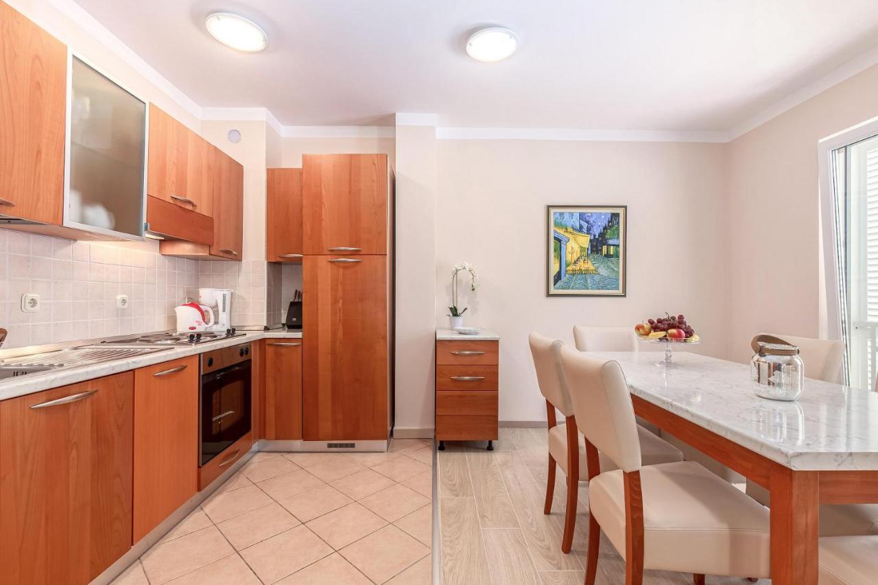 Apartments Villa Malin Малинска Экстерьер фото